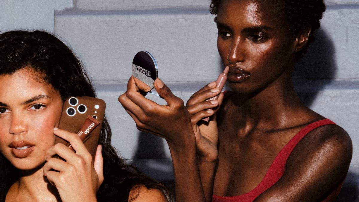 emeline with bronze lip case and bibi with rhode mirror + peptide lip tint colada