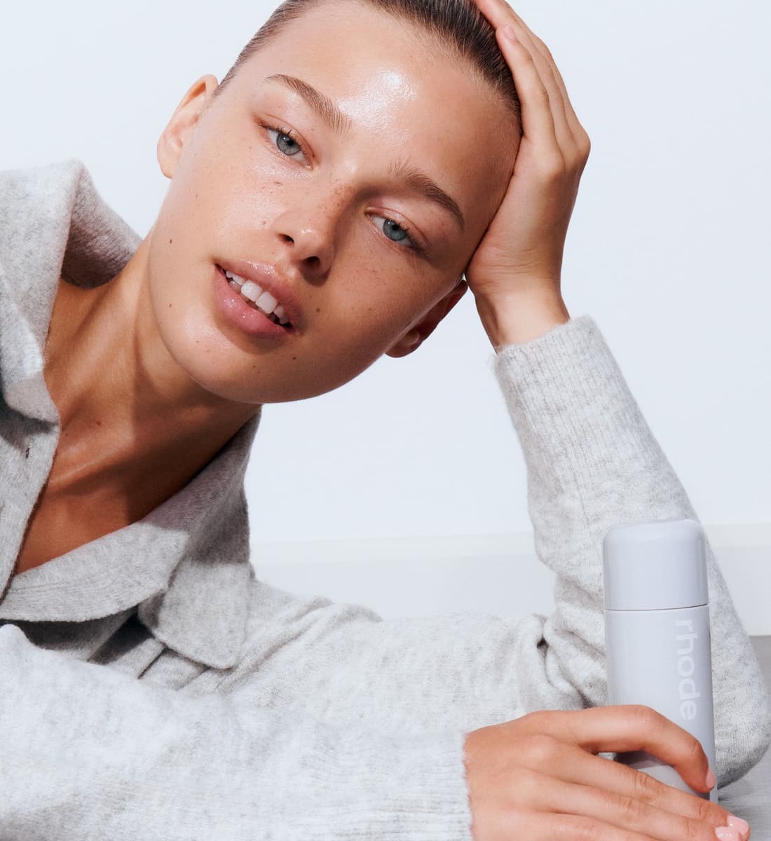 model holding glazing milk