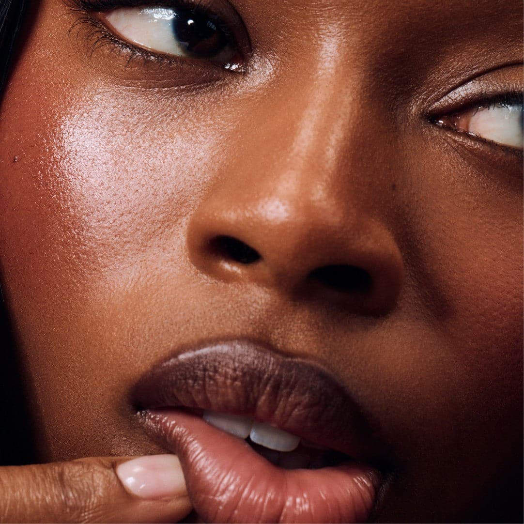 model wears peptide lip shape in move