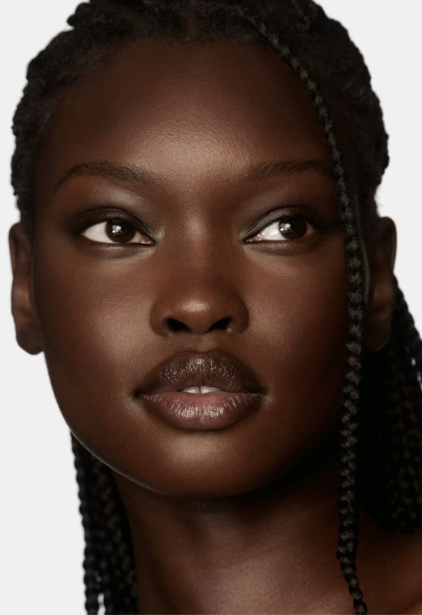 ayen with pocket bronze plunge
