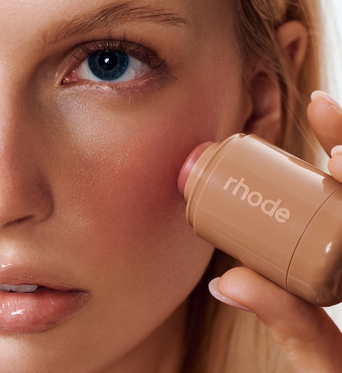 pocket blush tan line